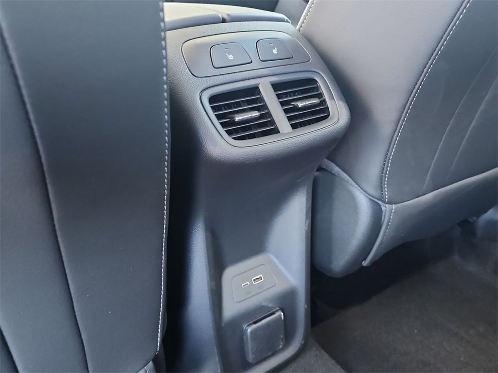 Certified 2025 Buick Envision Avenir image 21