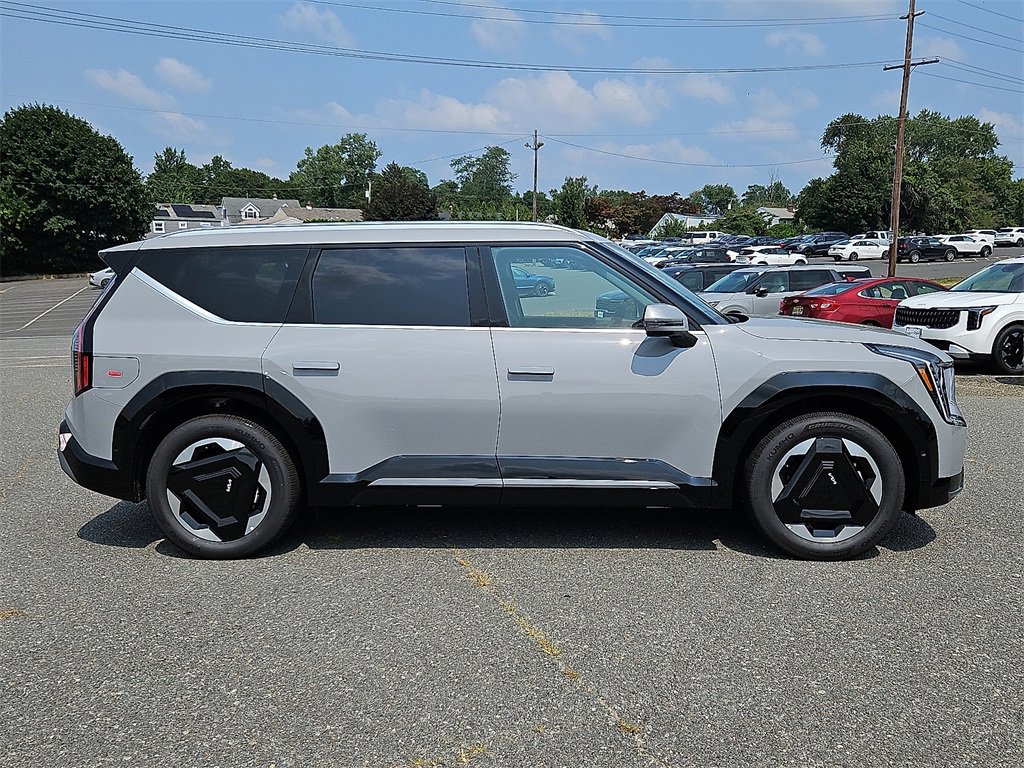 New 2026 Kia EV9 Land image 6