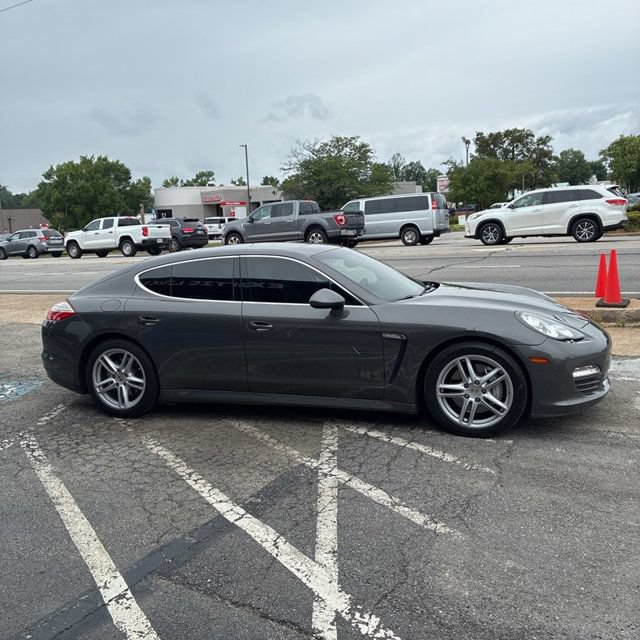 Used 2013 Porsche Panamera S RWD image 9