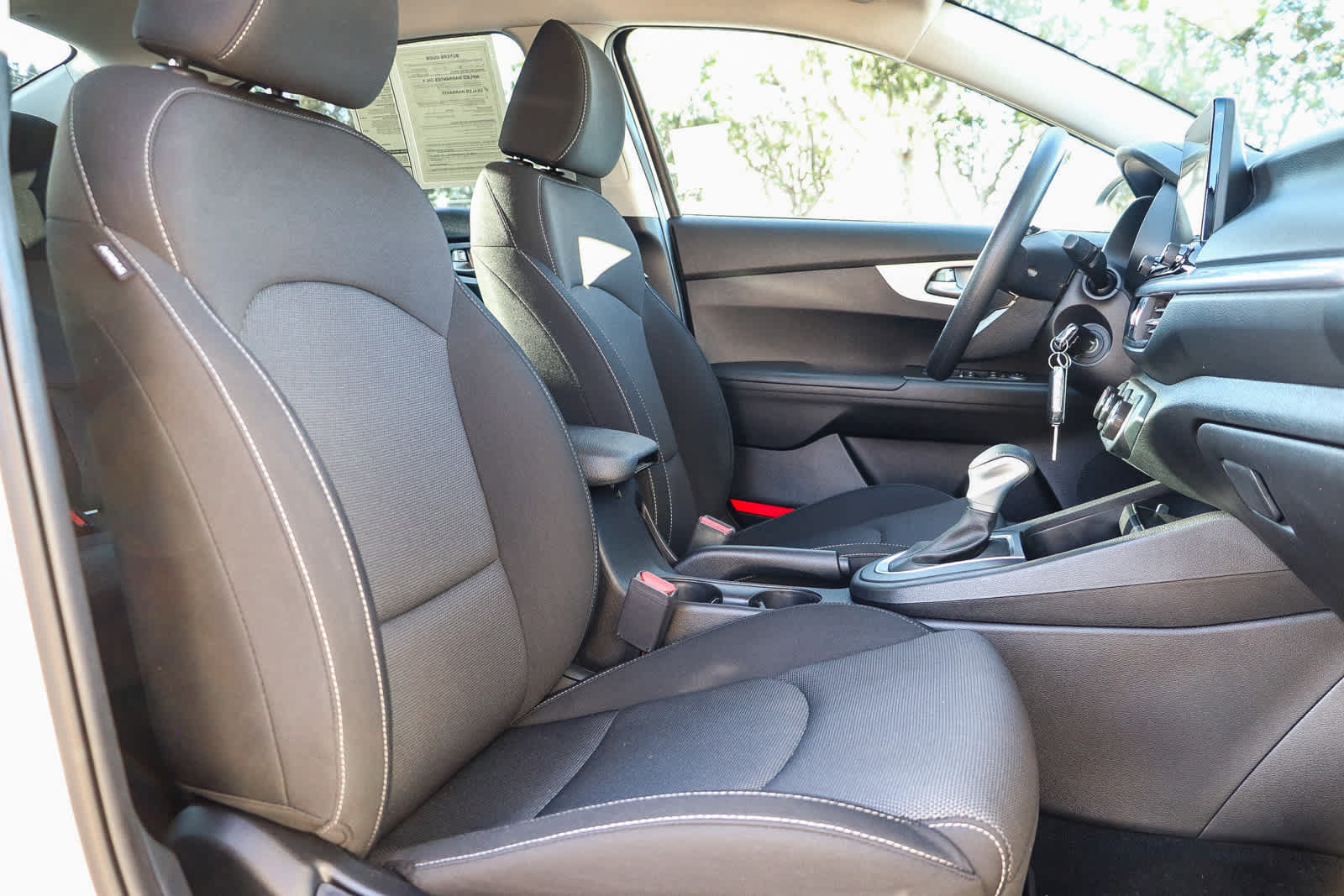 Used 2023 Kia Forte LX FWD image 17