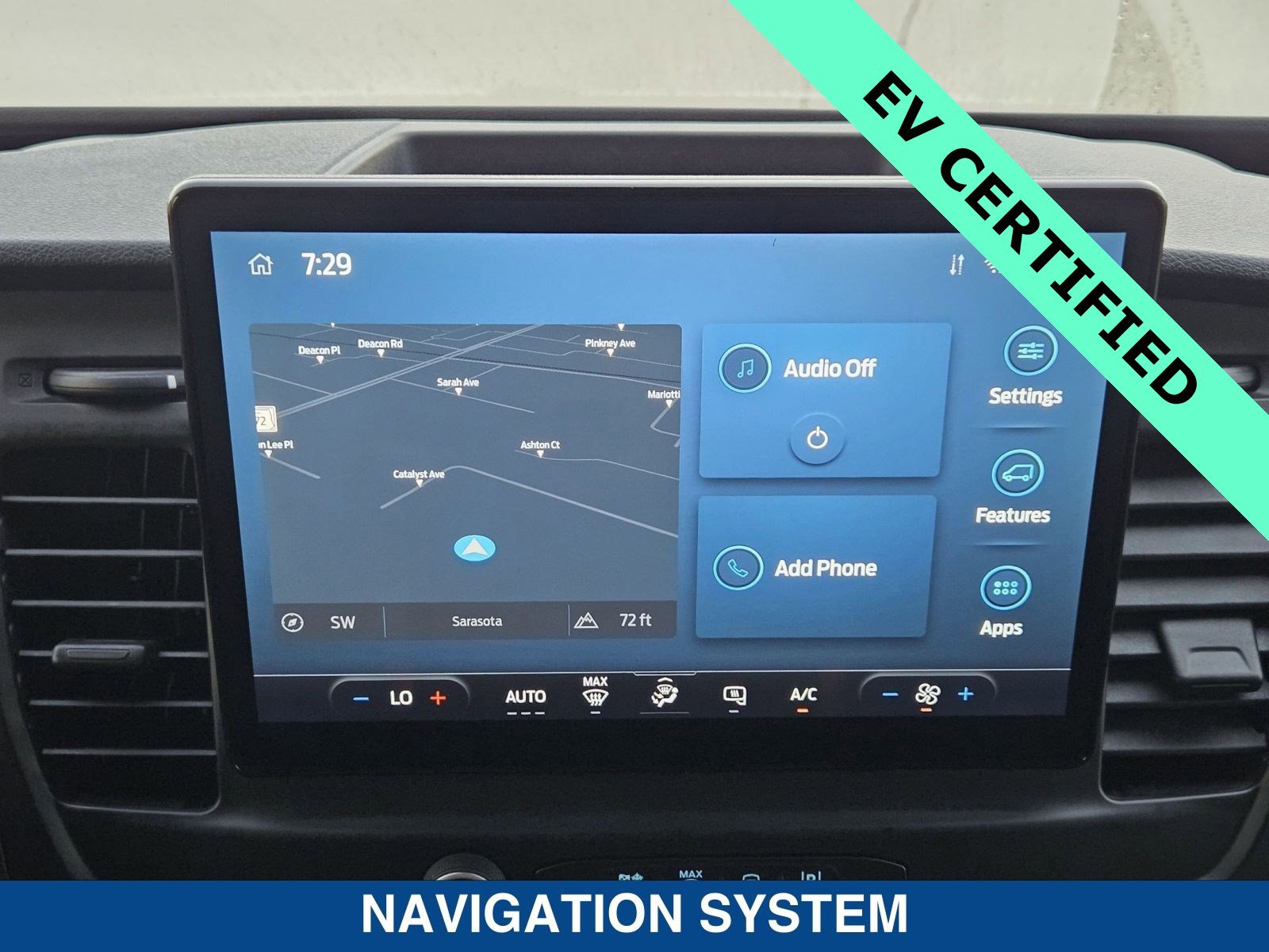 Used 2022 Ford E-Transit Low Roof image 19