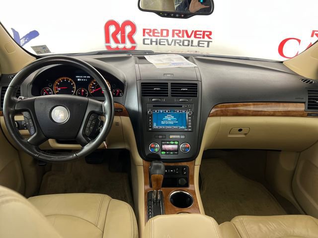 Used 2008 Saturn Outlook XR w/ Premium Trim Package image 12