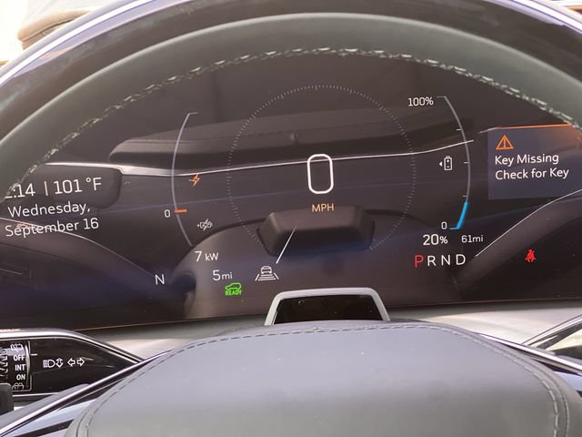 New 2027 Cadillac Vistiq Luxury w/ LPO, Premium Carpet Package AWD/4WD image 14