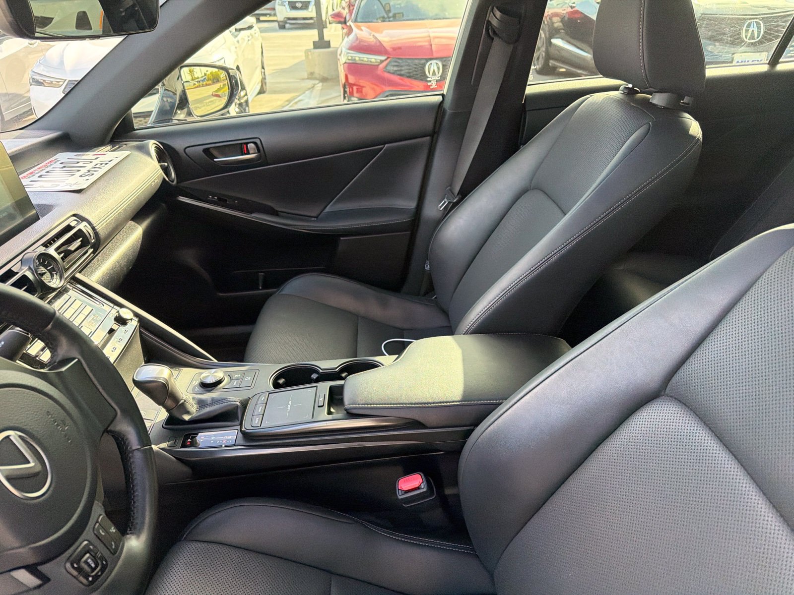 Used 2023 Lexus IS 300 w/ Comfort Package RWD image 10