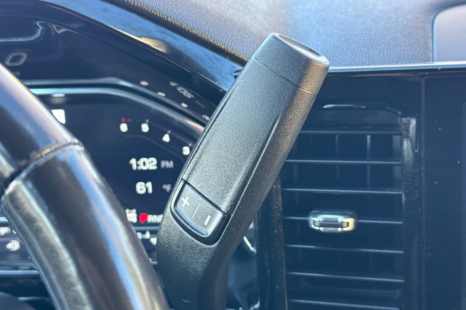 Used 2022 GMC Sierra 1500 SLE image 26