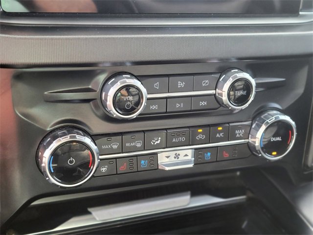 Used 2024 Ford F350 Platinum image 28