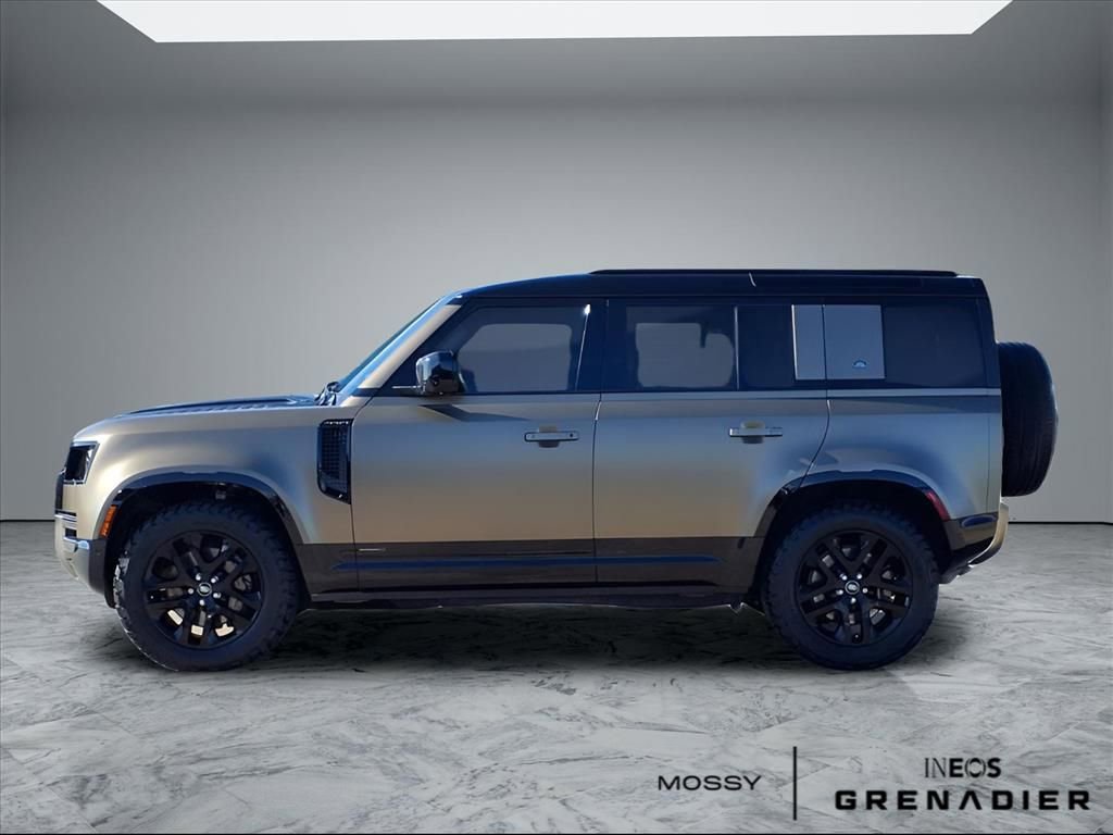 Used 2020 Land Rover Defender 110 X image 4