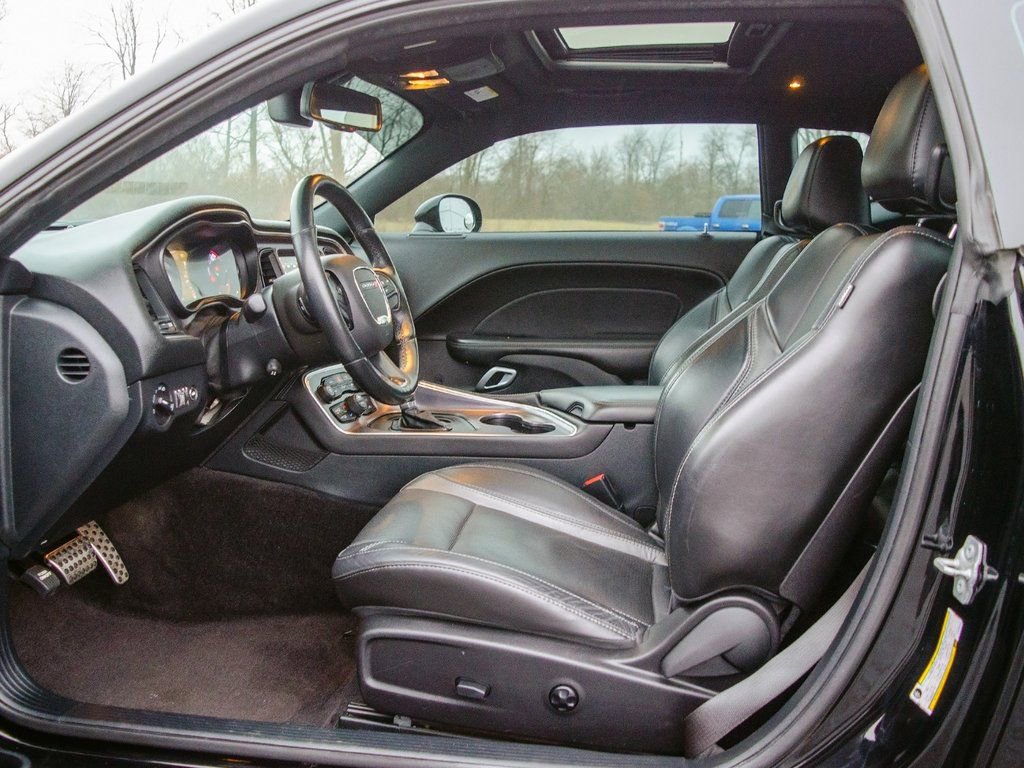 Used 2018 Dodge Challenger R/T Plus image 22