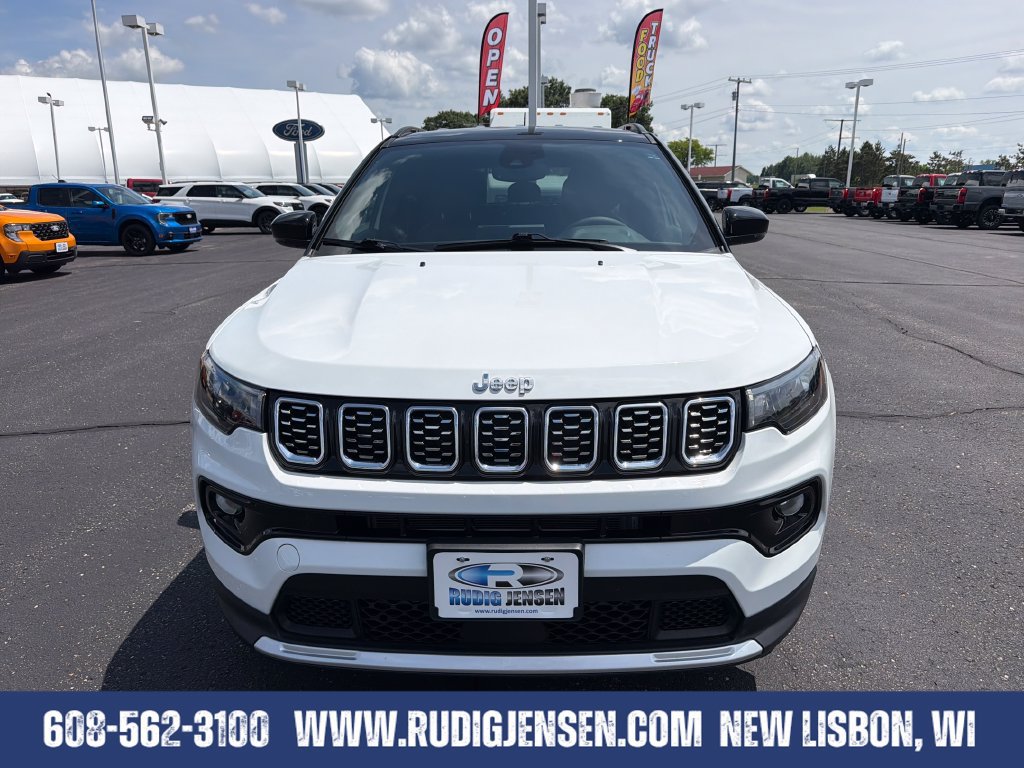 Used 2025 Jeep Compass Limited AWD/4WD image 8