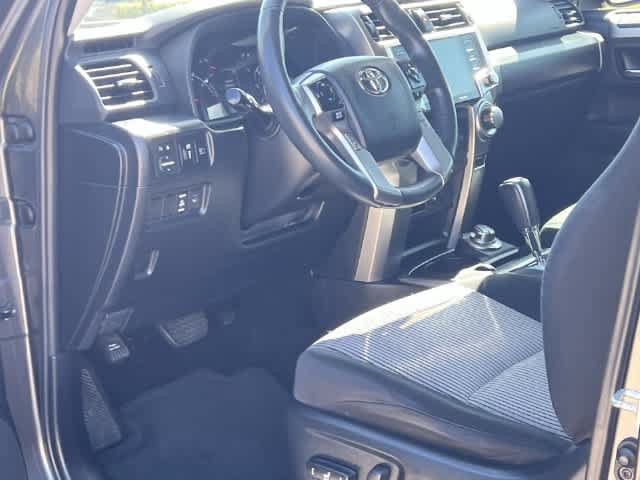 Used 2022 Toyota 4Runner SR5 AWD/4WD image 3