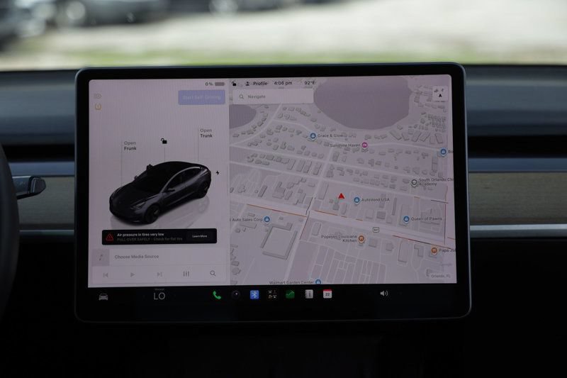 Used 2023 Tesla Model 3 Standard Range RWD image 34