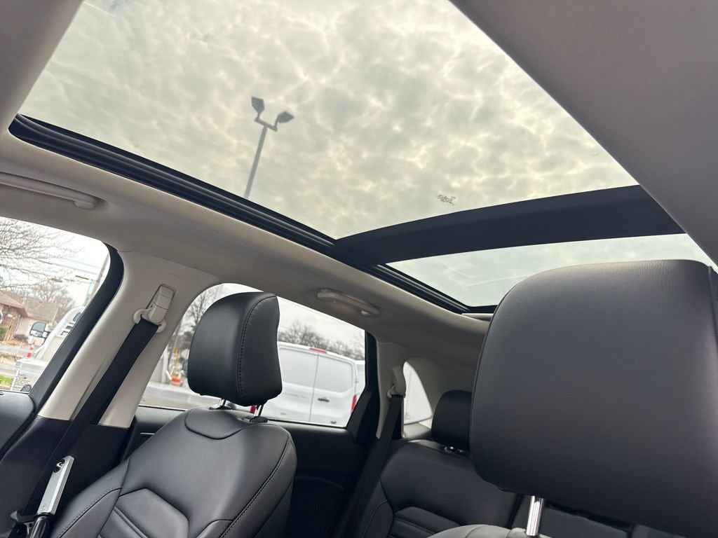 Used 2024 Ford Edge SEL w/ Convenience Package image 27