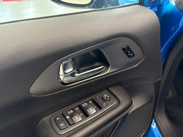 New 2027 Chrysler Pacifica Select AWD/4WD image 15