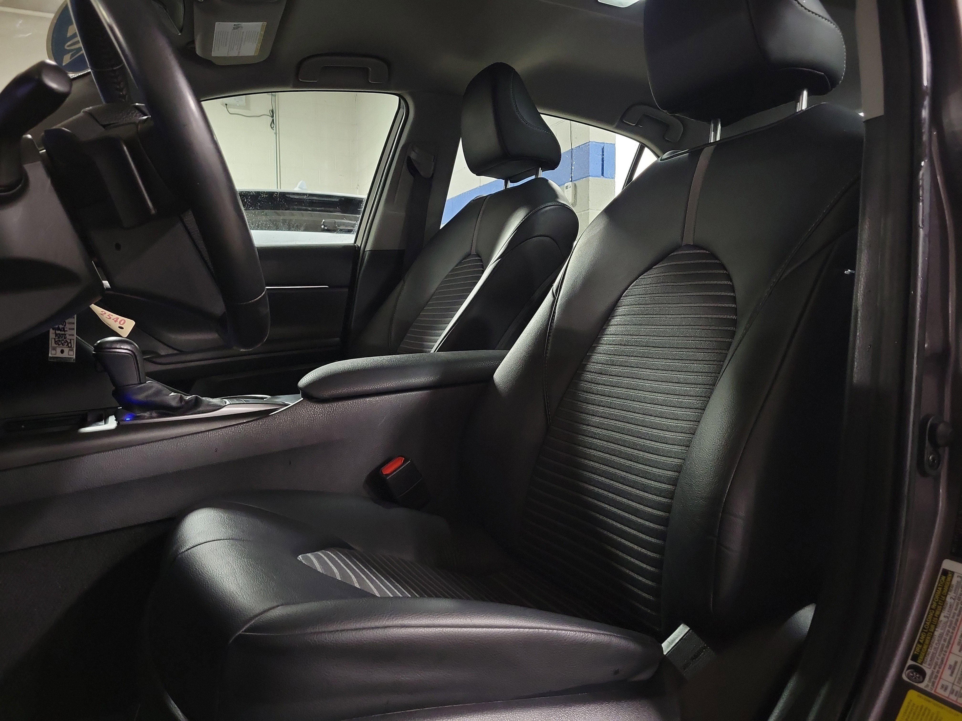 Used 2024 Toyota Camry SE FWD image 17