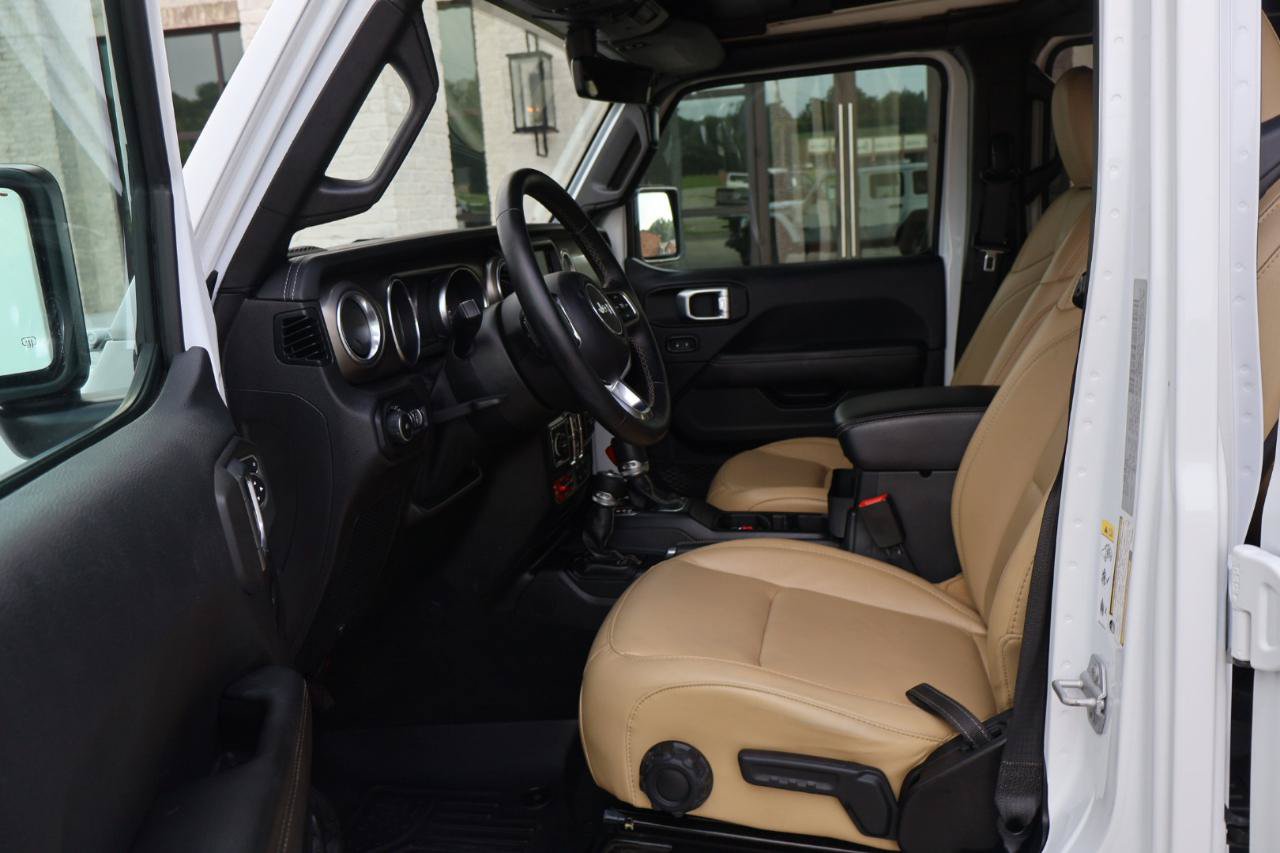 Used 2018 Jeep Wrangler Unlimited Rubicon AWD/4WD image 9