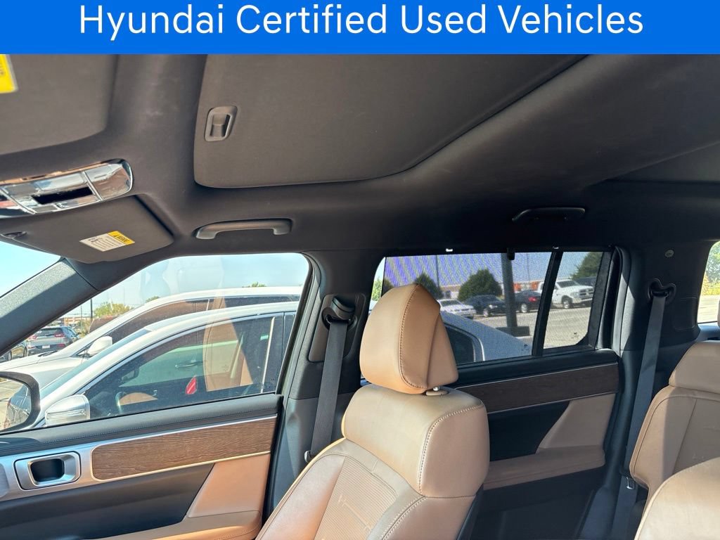 Certified 2024 Hyundai Santa Fe Limited FWD image 4