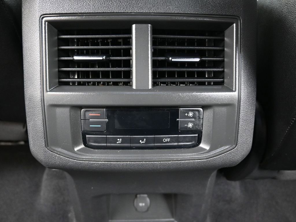 Used 2022 Volkswagen Atlas SE image 17