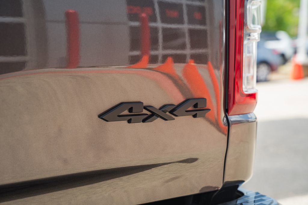 Used 2023 RAM 1500 Big Horn AWD/4WD image 12