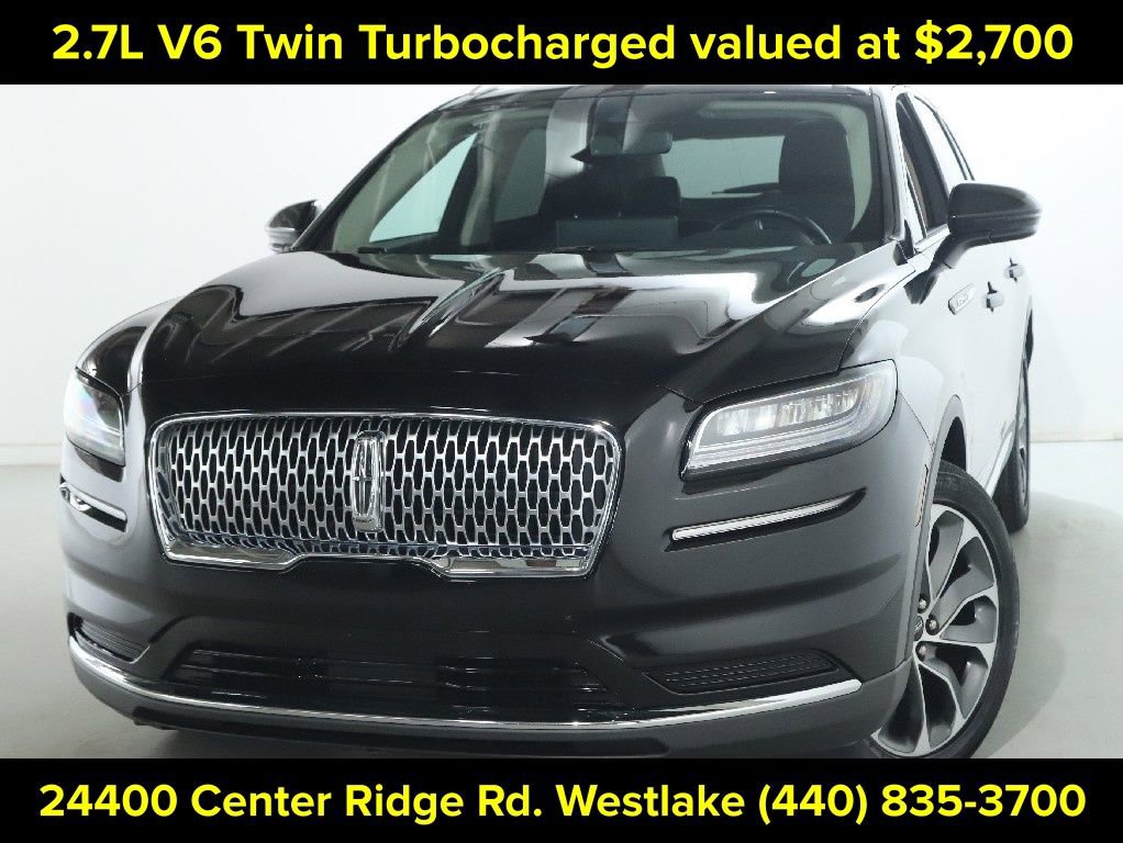 Certified 2023 Lincoln Nautilus Reserve w/ Luxury Package AWD/4WD image 3