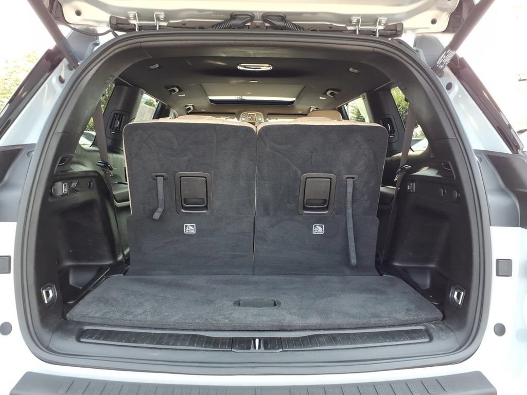 Certified 2025 Jeep Grand Cherokee L Limited w/ Luxury Tech Group II AWD/4WD image 19
