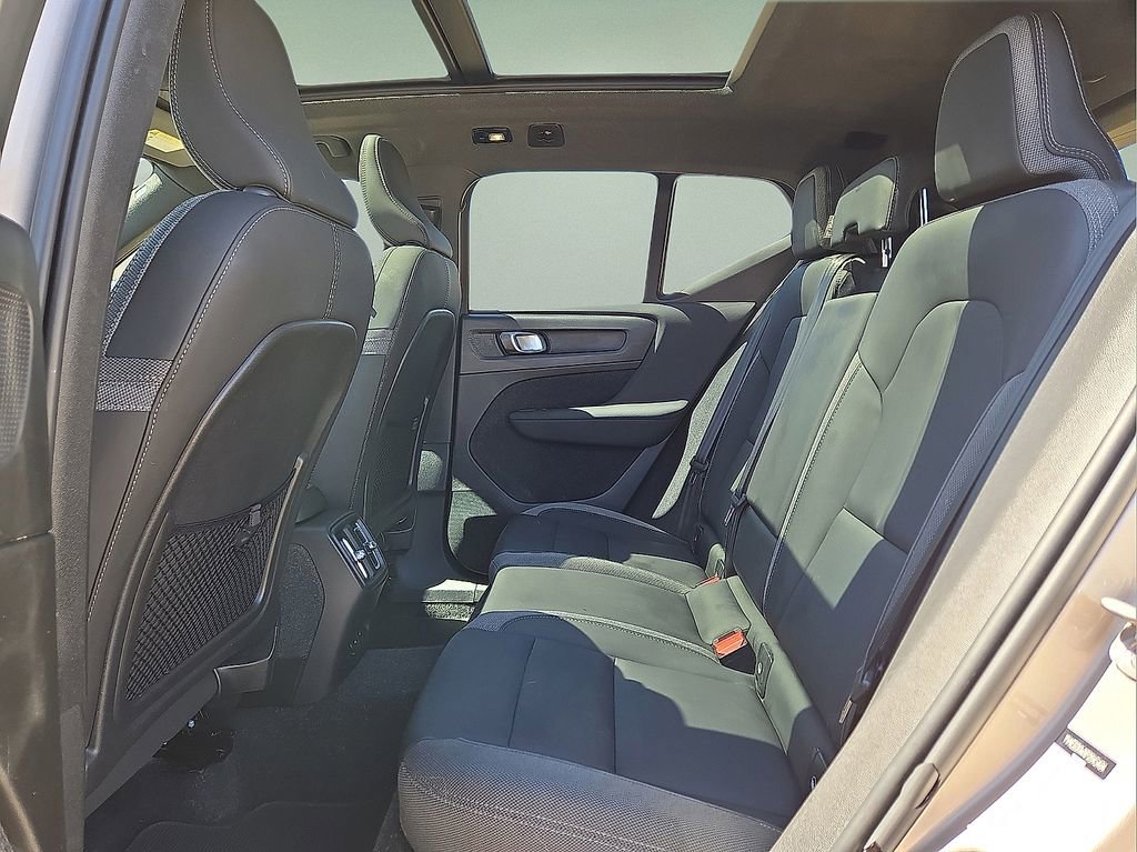 Used 2023 Volvo XC40 Recharge Plus AWD/4WD image 18
