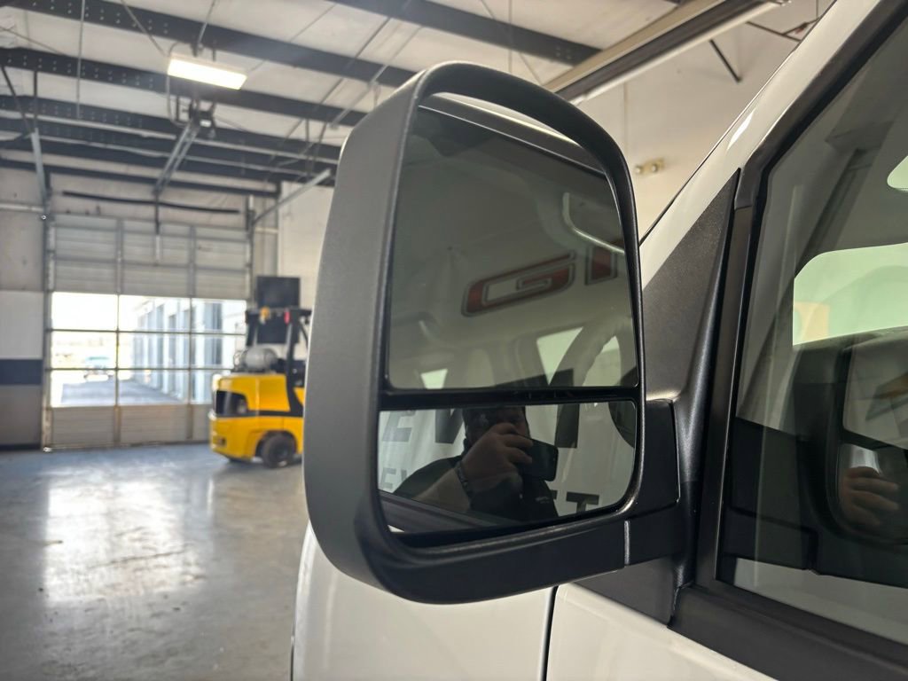 New 2025 Chevrolet Express 2500 Work Van w/ Driver Convenience Package image 22