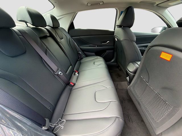 New 2026 Hyundai Elantra Limited FWD image 29