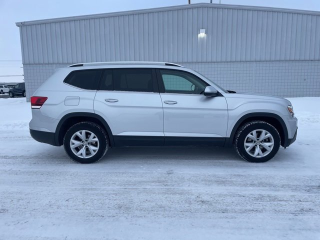 Used 2019 Volkswagen Atlas SE w/ Towing Package image 9