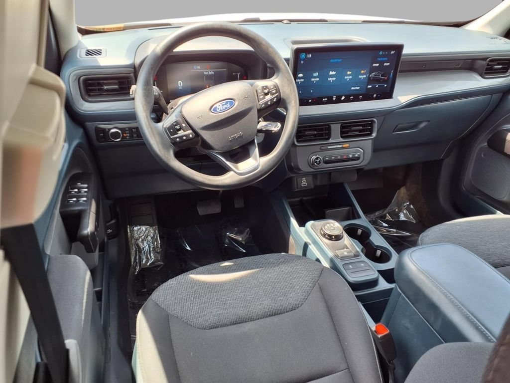 Used 2025 Ford Maverick XL w/ Equipment Group 102A AWD/4WD image 4