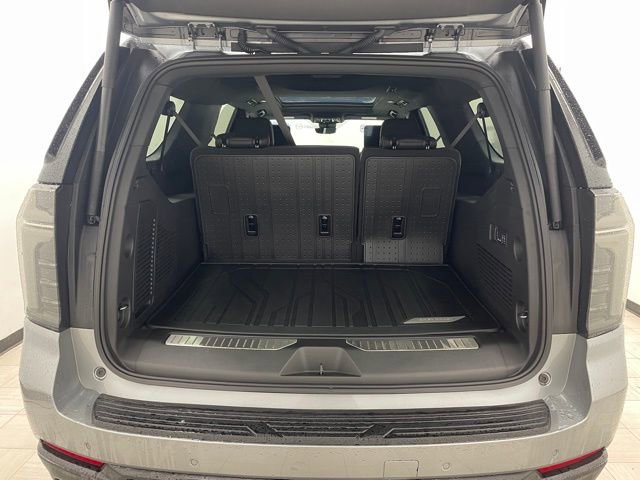 New 2026 Chevrolet Suburban RST w/ Advanced Technology Package image 13