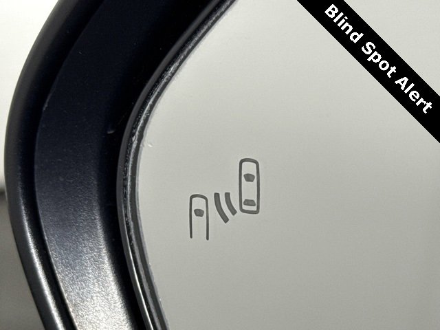 Used 2019 Toyota Camry XSE image 24