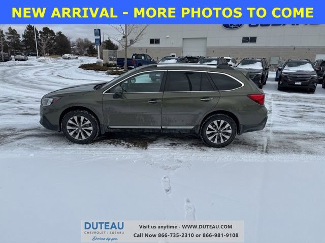 Used 2018 Subaru Outback 2.5i Touring image 1