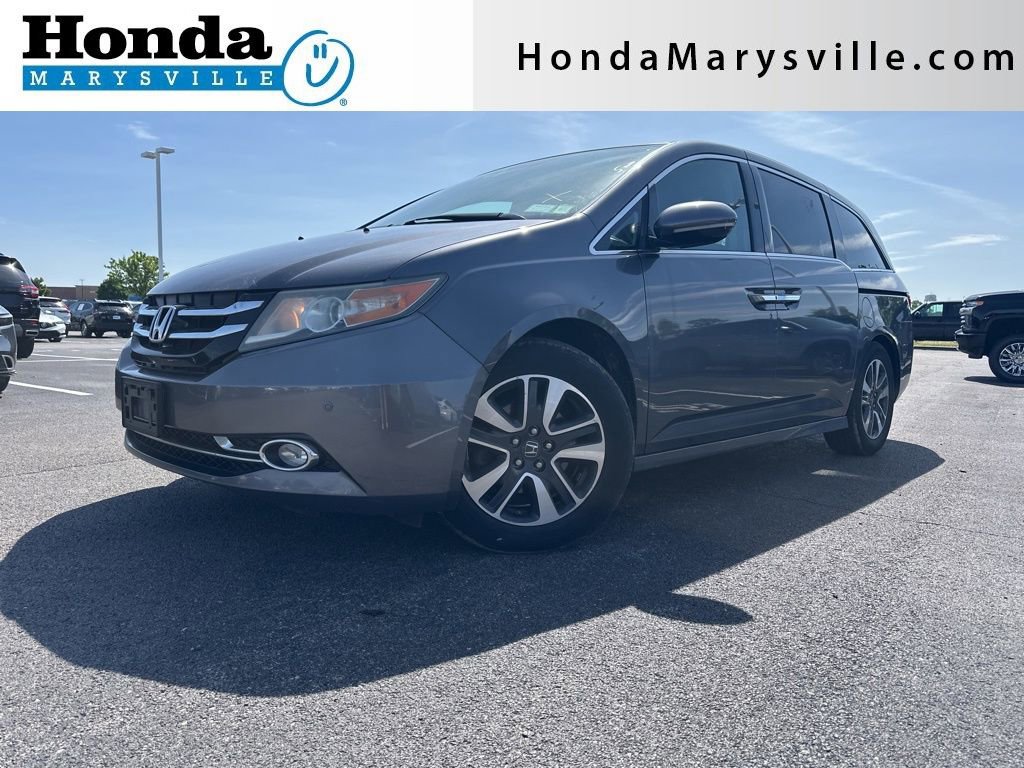Used 2016 Honda Odyssey Touring video 1