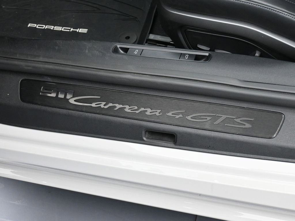 Certified 2022 Porsche 911 Carrera 4 GTS image 16