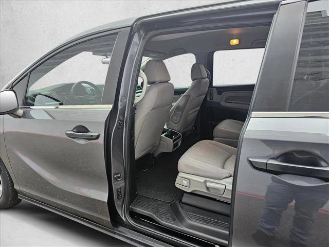 Used 2019 Honda Odyssey LX image 14