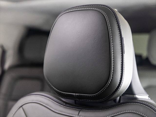 New 2023 Lincoln Navigator L Black Label AWD/4WD image 16
