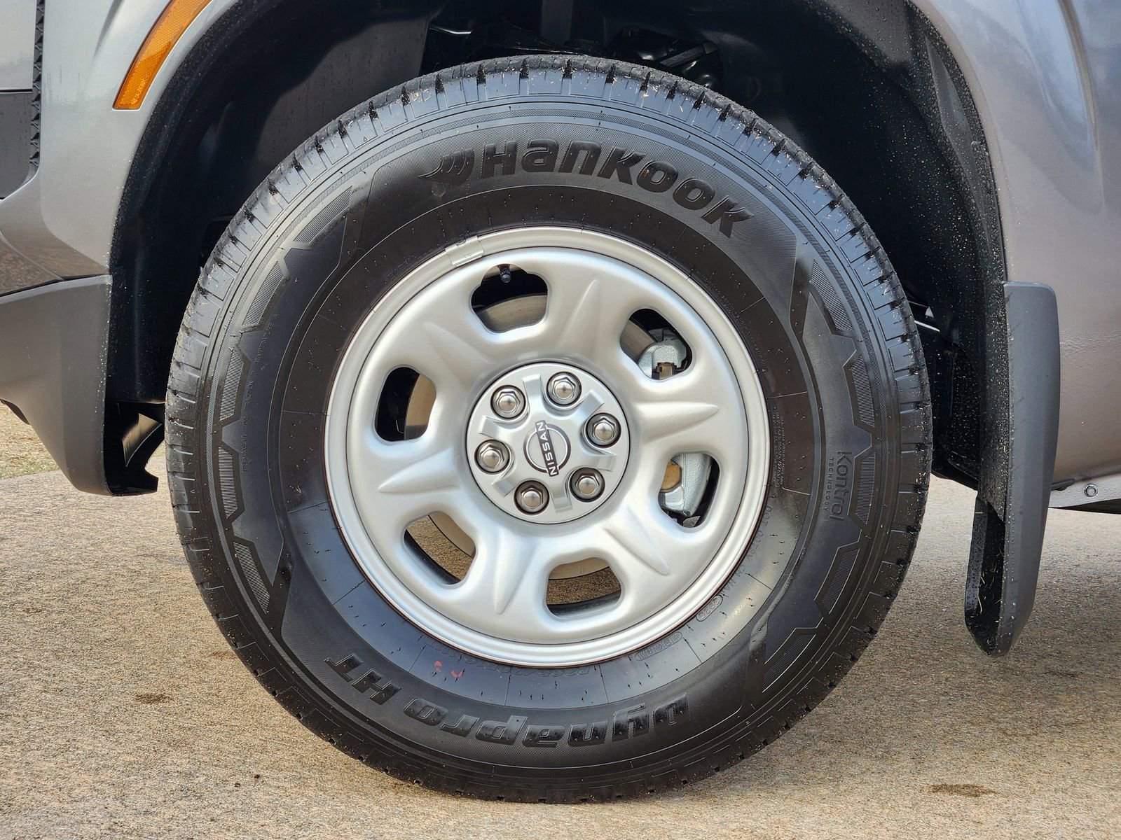 New 2026 Nissan Frontier S image 11