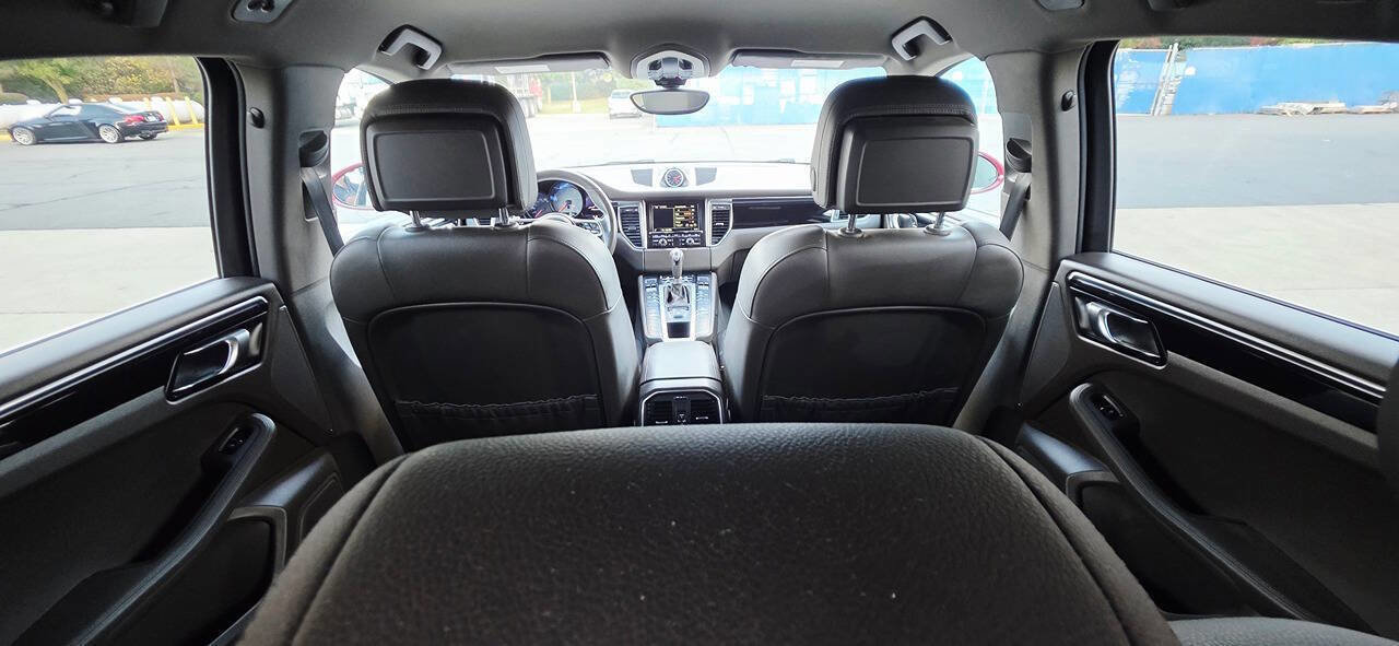 Used 2016 Porsche Macan S image 30