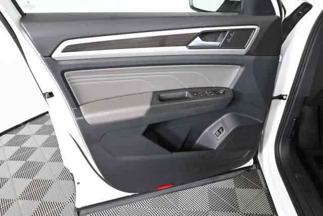Used 2022 Volkswagen Atlas SE w/ Panoramic Sunroof Package image 21