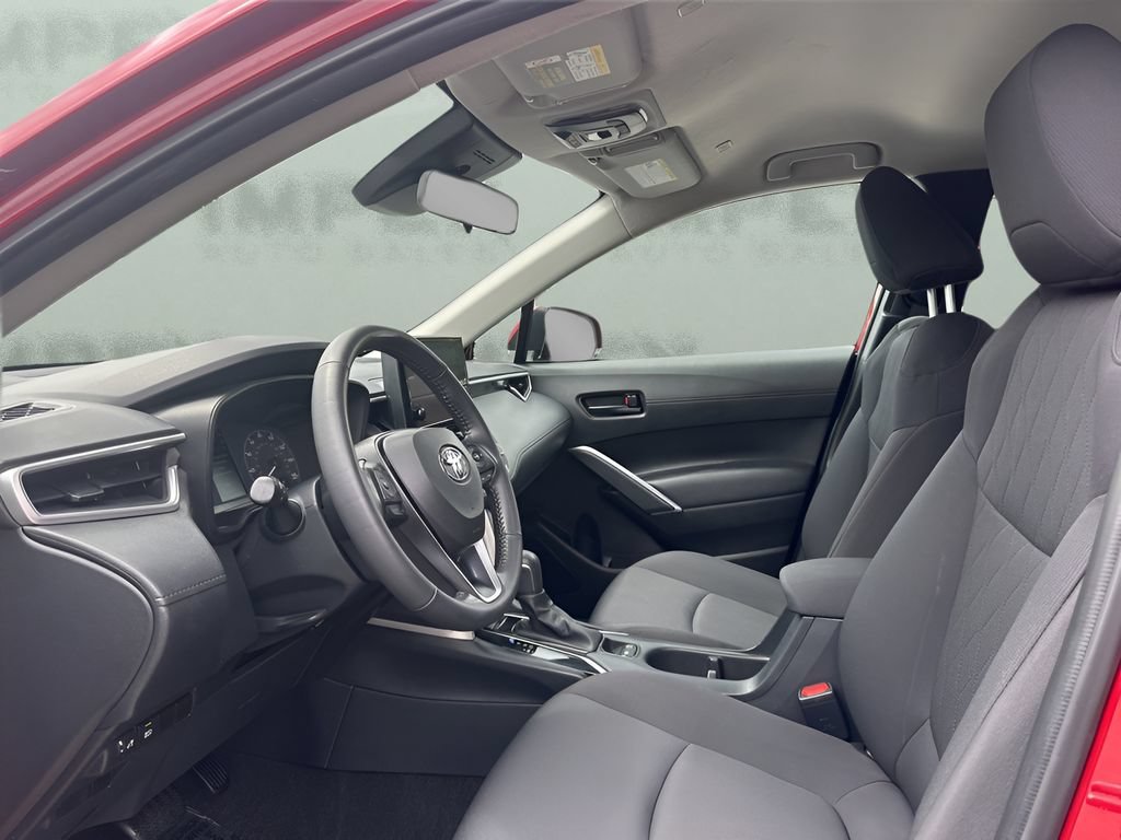Used 2023 Toyota Corolla Cross LE FWD image 12