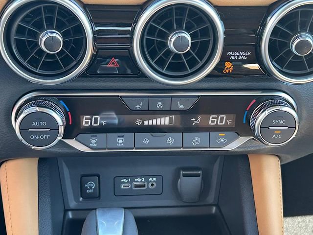 New 2025 Nissan Sentra SV w/ SV Premium Package image 19