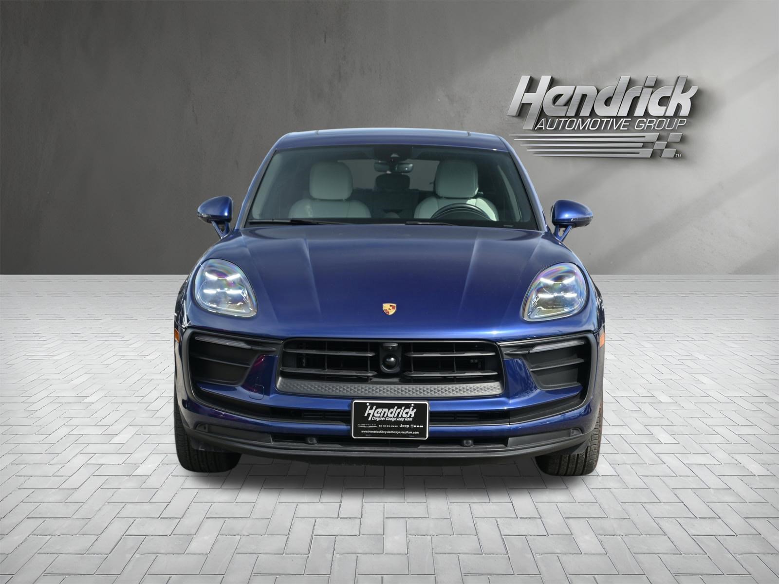 Used 2024 Porsche Macan w/ Premium Plus Package image 6