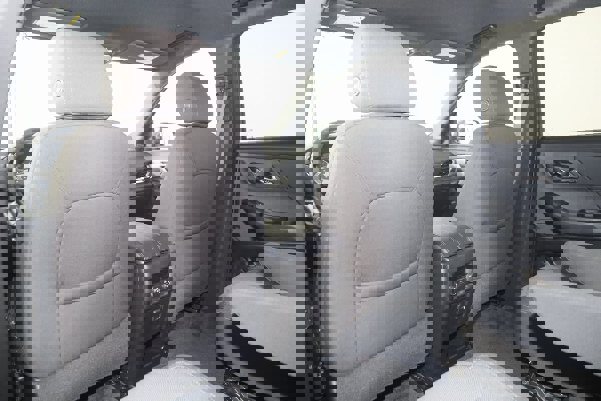 Used 2023 Chevrolet Traverse LT image 47