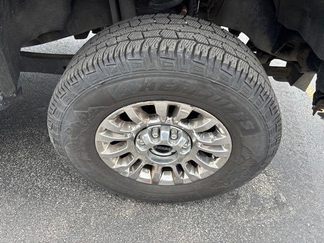 Used 2020 Ford F250 XLT w/ XLT Premium Package AWD/4WD image 14