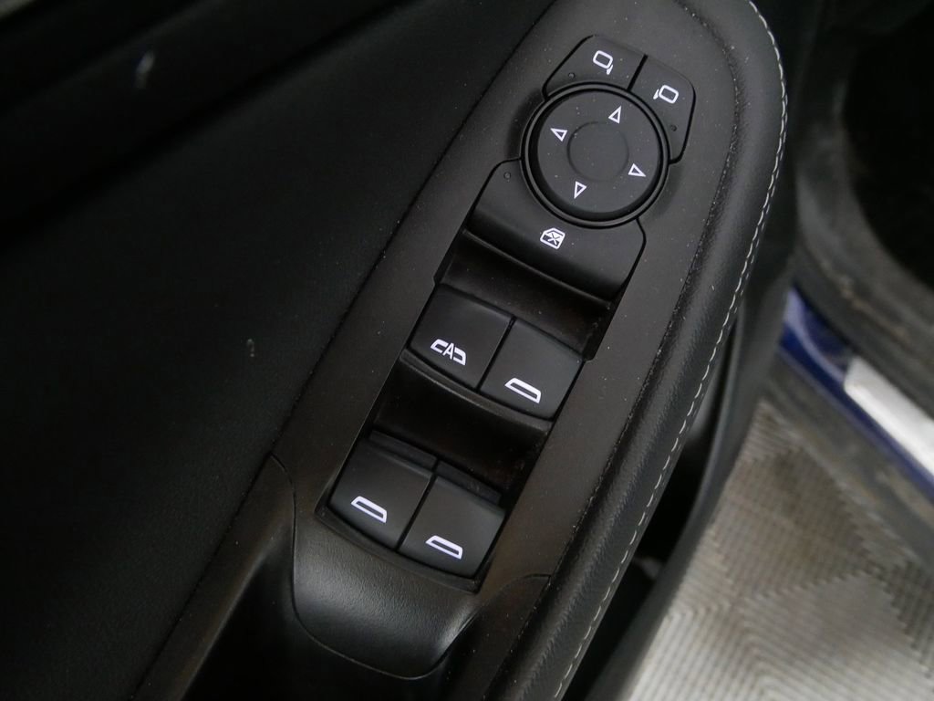 Used 2023 Buick Encore GX Select image 11