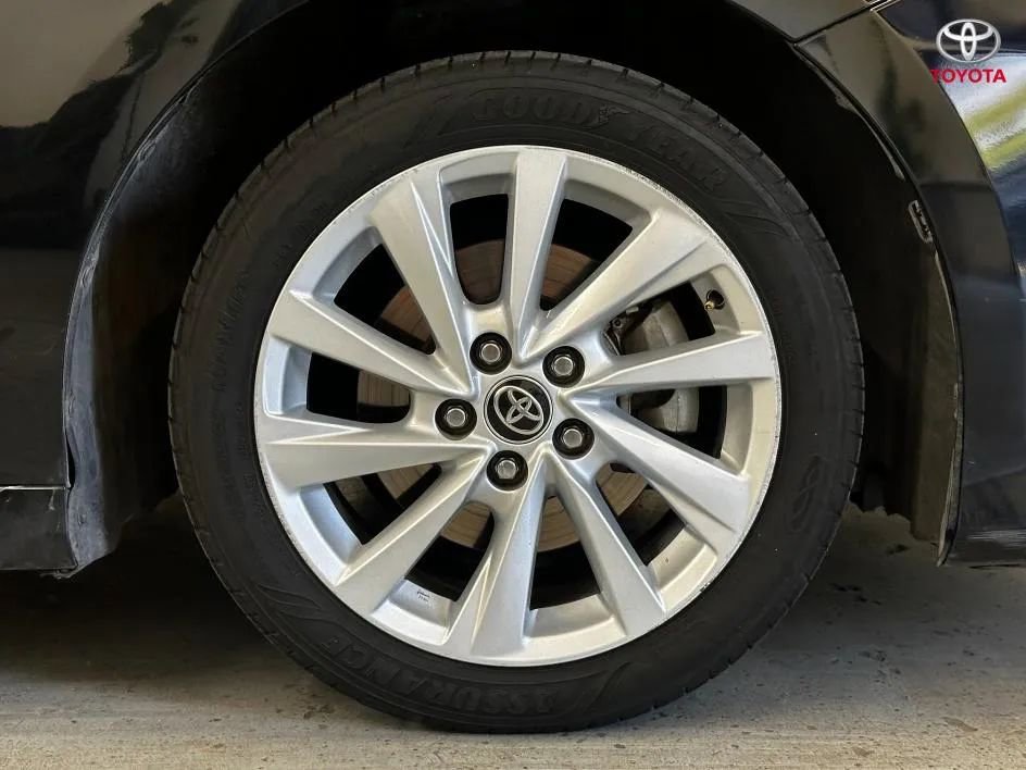 Used 2022 Toyota Camry LE FWD image 30
