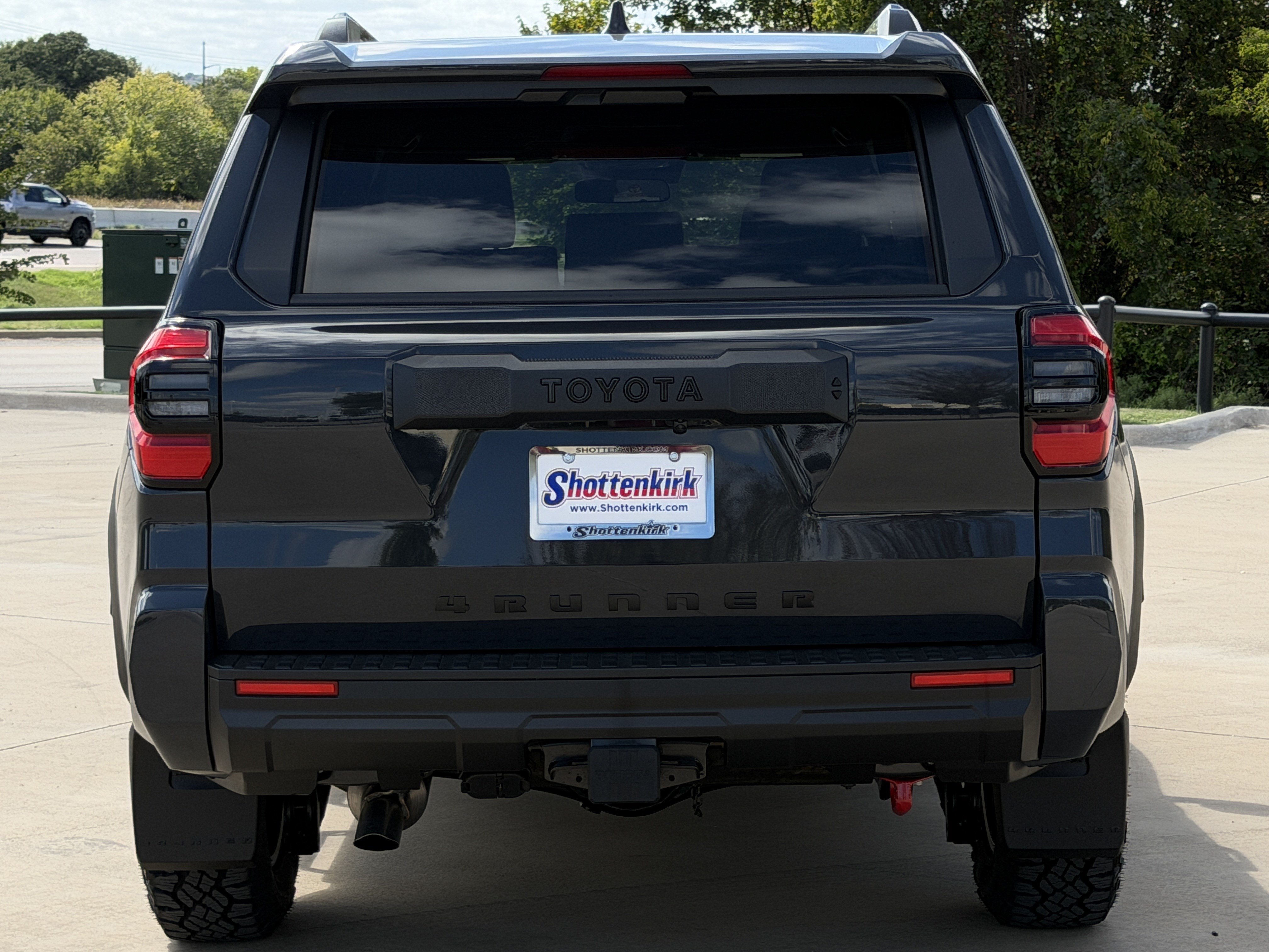 New 2026 Toyota 4Runner SR5 AWD/4WD image 5