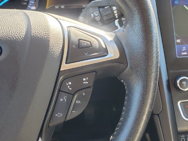 Used 2020 Ford Fusion SE w/ Equipment Group 151A FWD image 15