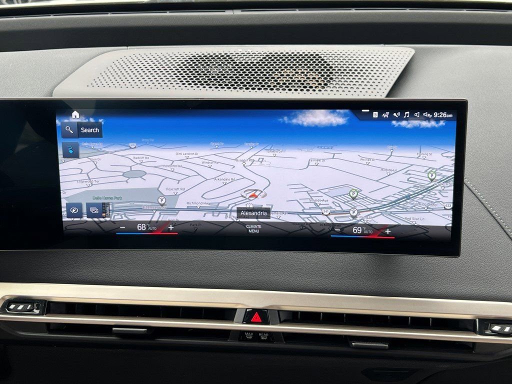 Used 2022 BMW iX xDrive50 w/ Convenience Package image 29