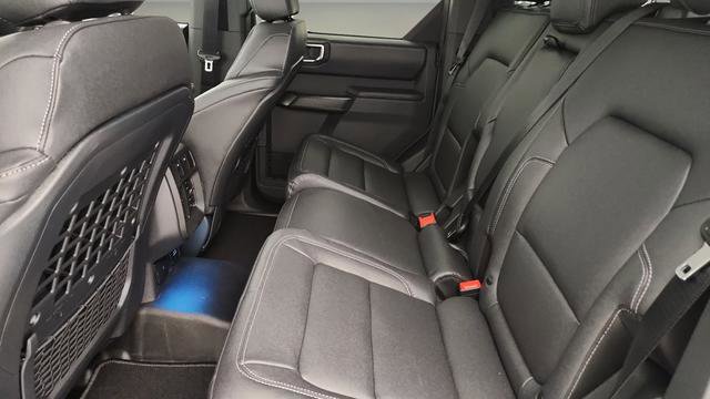 New 2025 Ford Bronco Badlands image 22